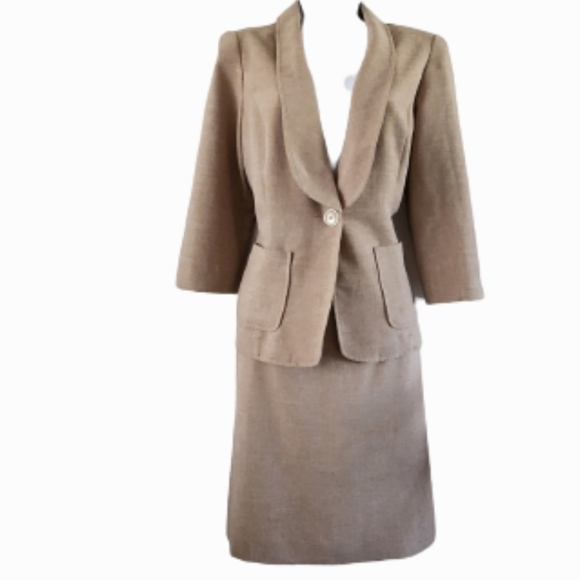 Jemma Set of two- Jacket and Skirt - Picture 1 of 14